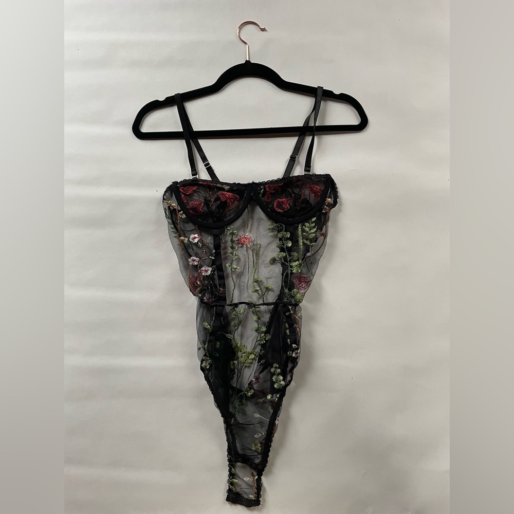 Vintage, Size M, Great Condition